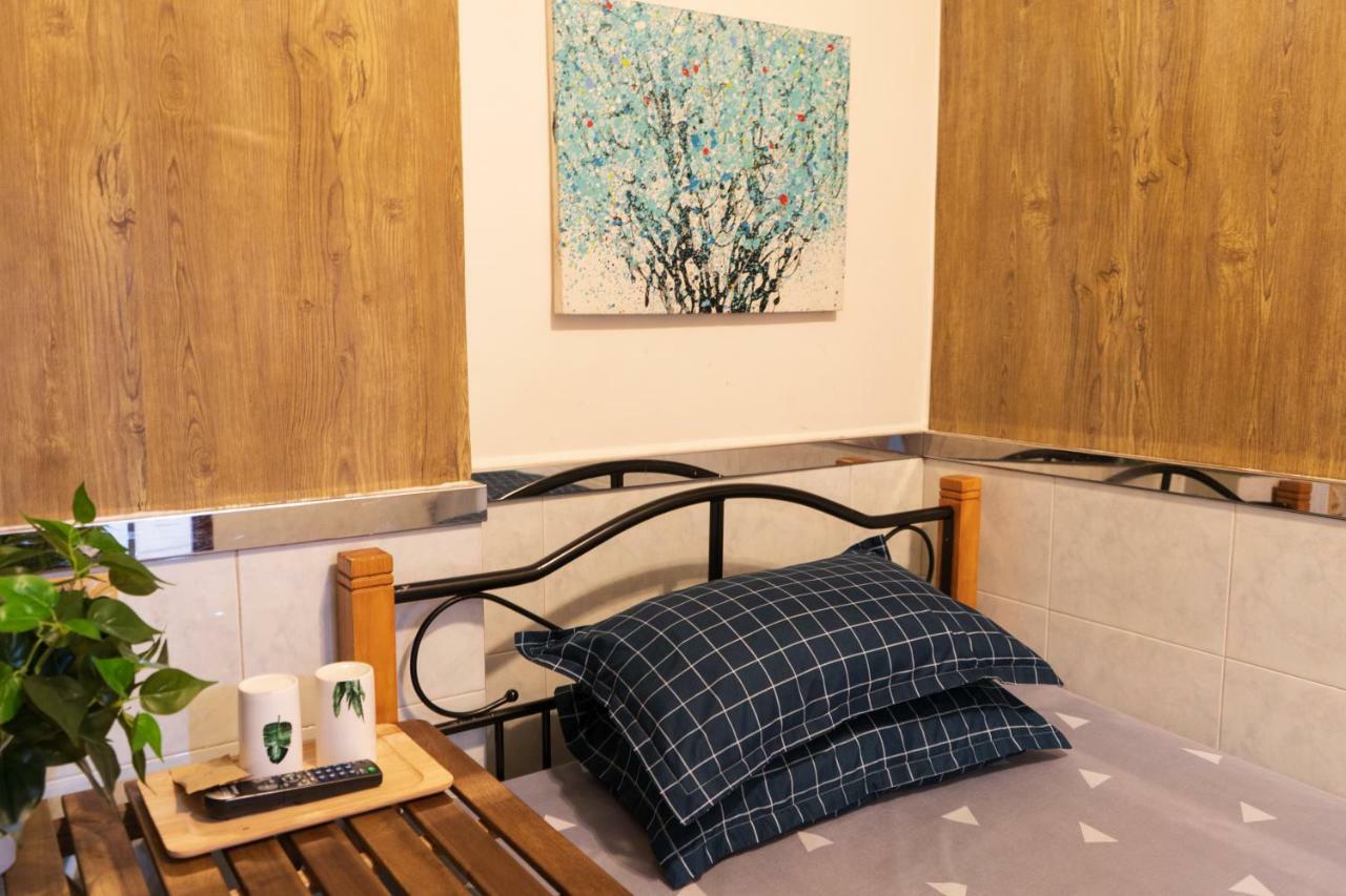 Hakkas Guesthouse Хонконг Екстериор снимка